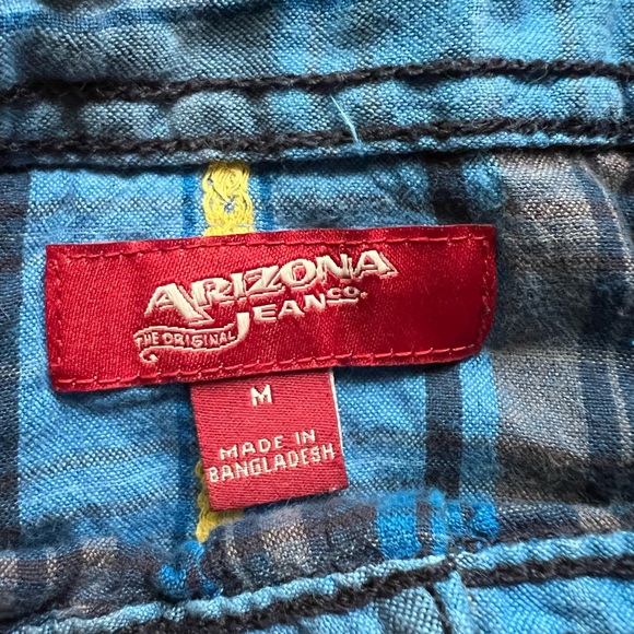 Arizona button up - Picture 3 of 3